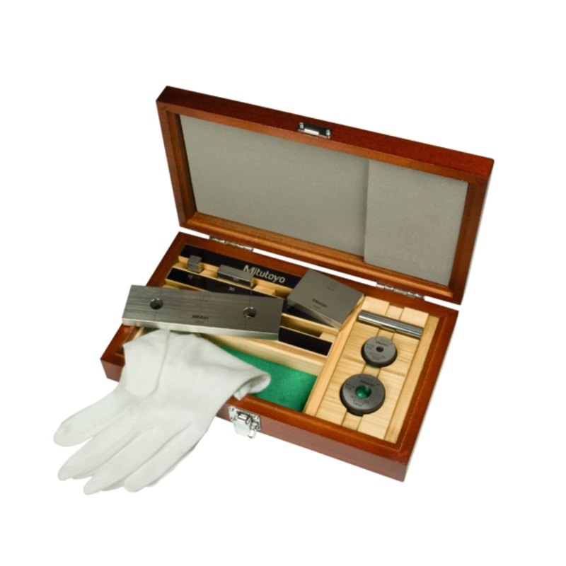 Mitutoyo 516-122-10 Caliper Check Set Consisting 41.3mm, 131.4mm Gauge blocks and 20mm ring Gauge Grade 1