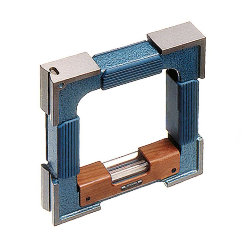 Wyler 158S150-343-050 Wyler Precision Box Levels Size : 150 x 150 x 35 mm Accuracy Inch : .0005 in 10 Accuracy mm : .05mm/m Angular : 10 seconds, 60-6213