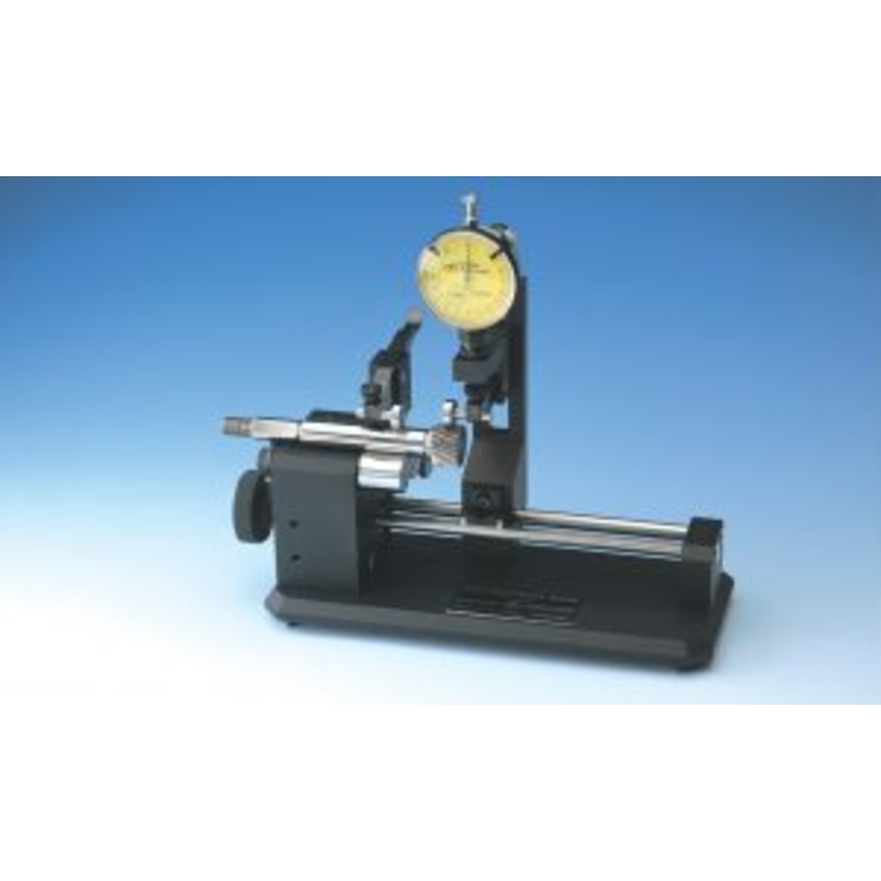 Universal Punch E-10 Model Part Diameters: 1/8 – 1 (3mm to 25mm) Part Lengths: up to 4 (102mm) 3/32 (1mm) Capacity with Zero Style Rollers Accuracy .004mm/.00016
