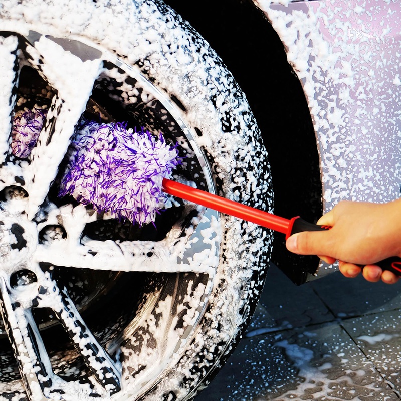 Maxshine Premium Flat Microfiber Wheel Brush with Replaceable Cover (Large)